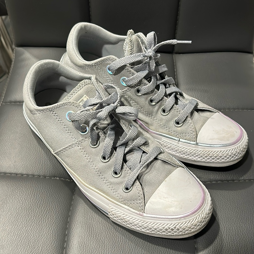 Converse - Light Grey & Iridescent Details 🦄